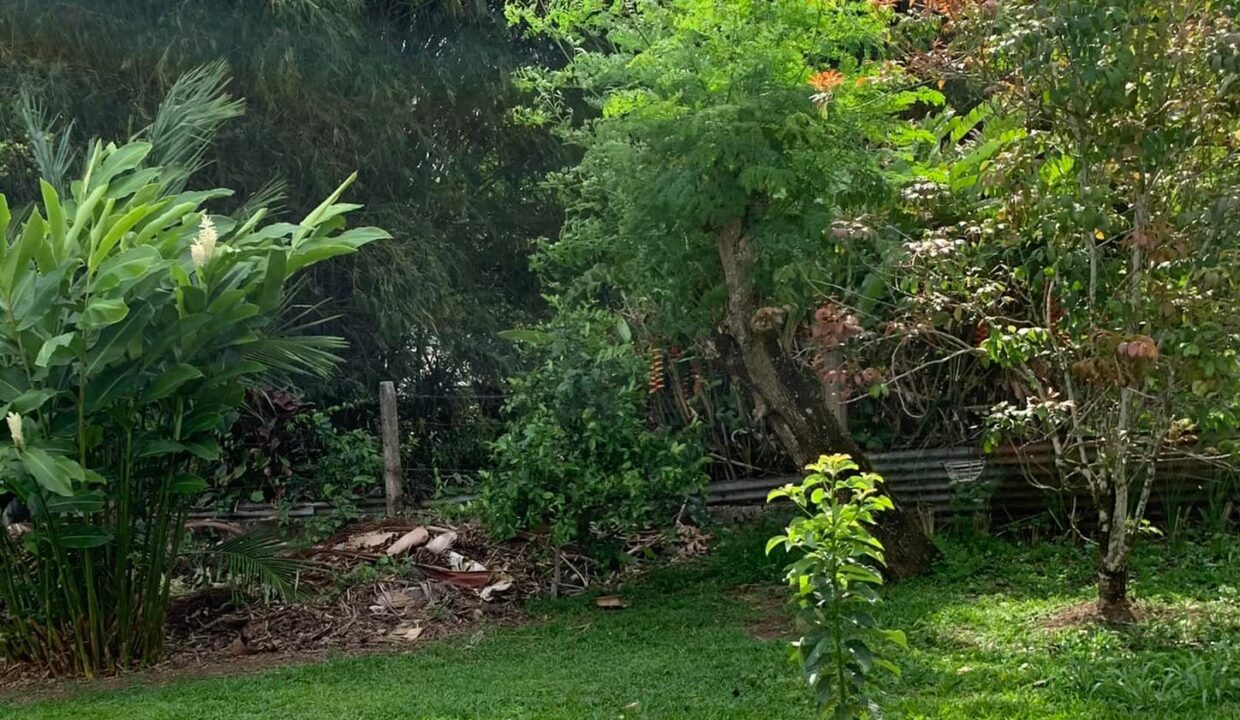 Sona Fluca House for sale home for sale la fortuna costa rica real estate arenal volcano hot springs