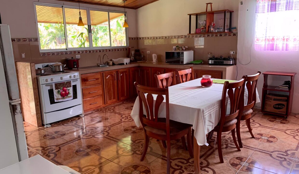 Sona Fluca House for sale home for sale la fortuna costa rica real estate arenal volcano hot springs