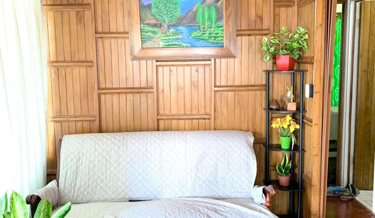 Sona Fluca House for sale home for sale la fortuna costa rica real estate arenal volcano hot springs