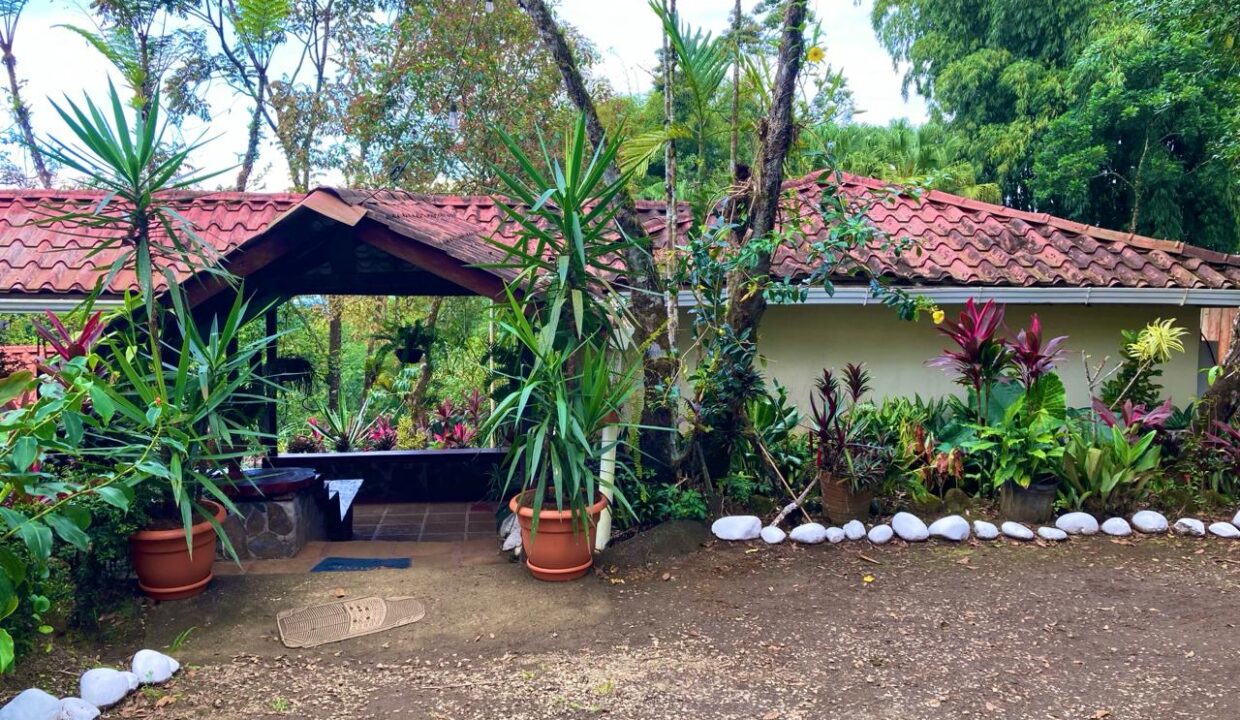 La Fortuna Mountain Ecolodge