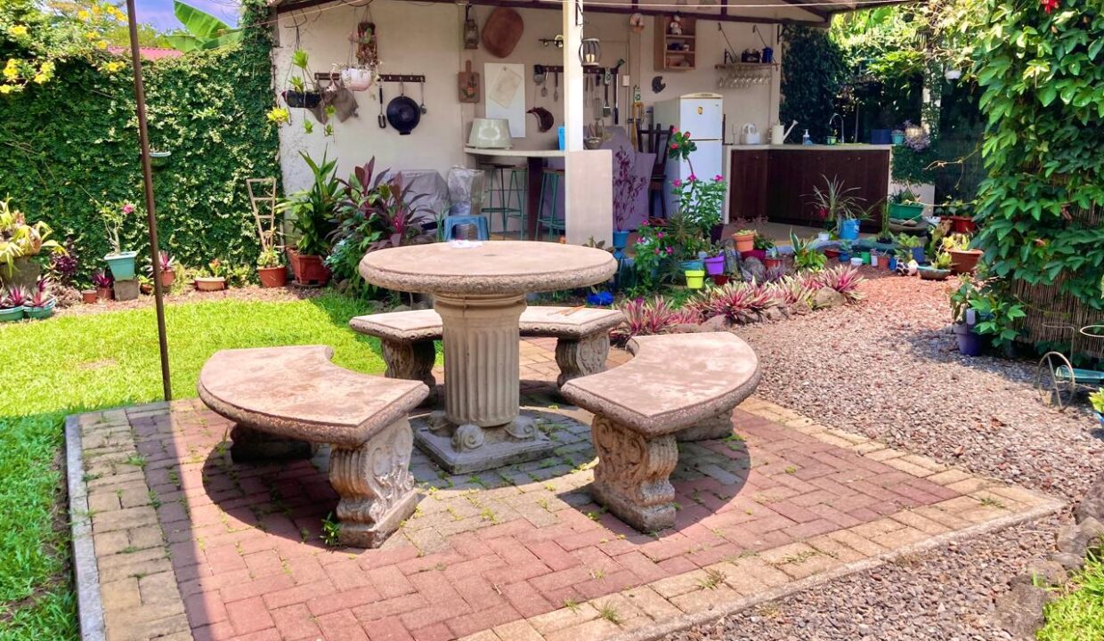 Sona Fluca La Fortuna