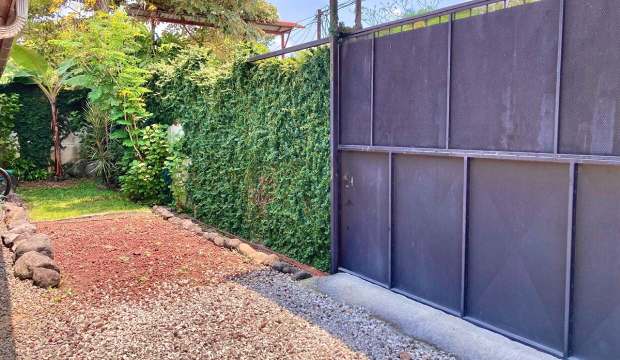 Sona Fluca La Fortuna