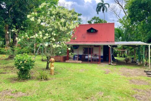 house for sale la fortuna costa rica real estate arenal volcano hot springs canal chachagua