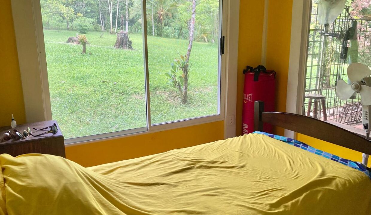 secluded house for sale river la fortuna costa rica real estate arenal volcano hot springs canal chachagua