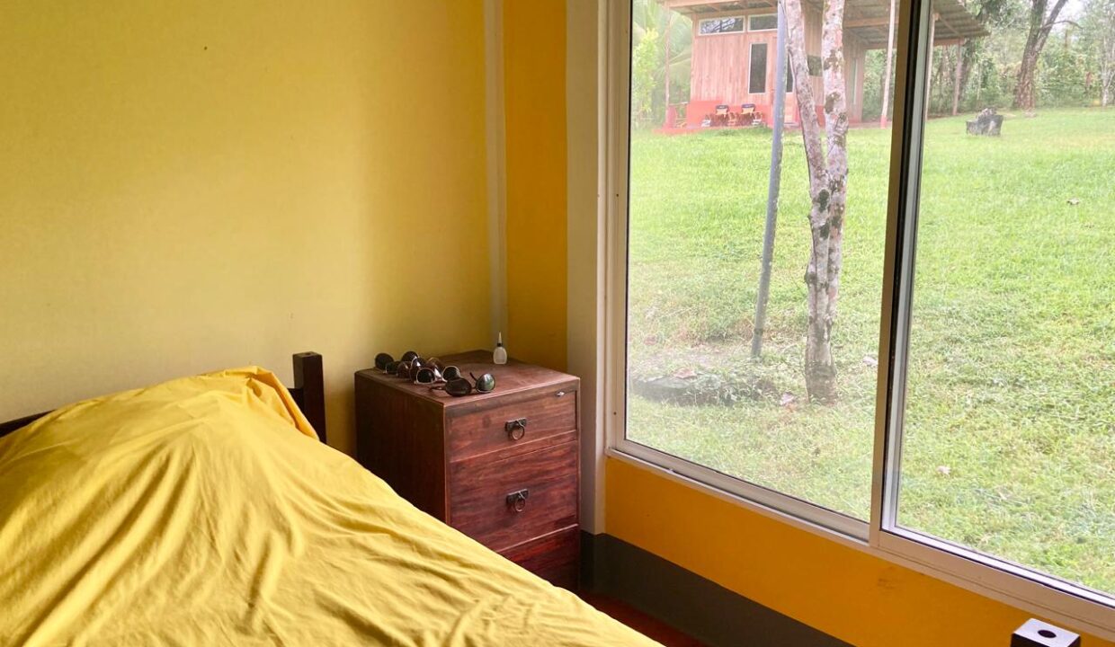 secluded house for sale river la fortuna costa rica real estate arenal volcano hot springs canal chachagua