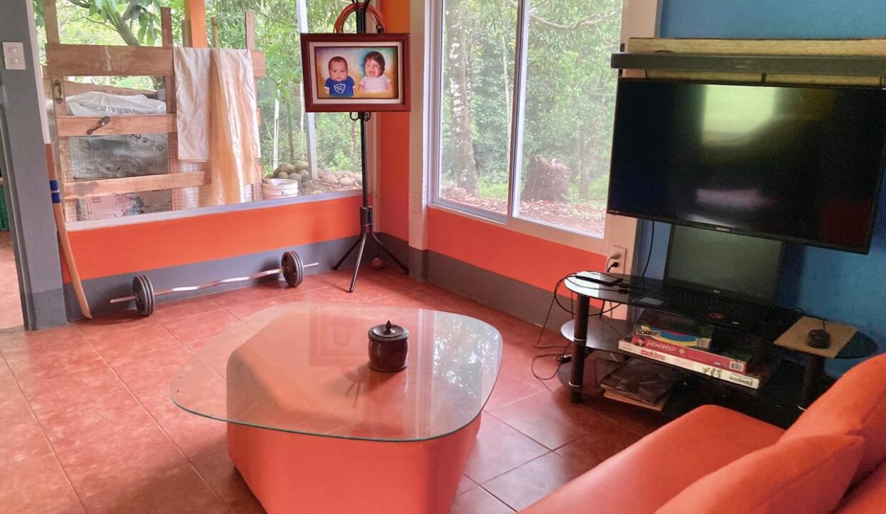 secluded house for sale river la fortuna costa rica real estate arenal volcano hot springs canal chachagua