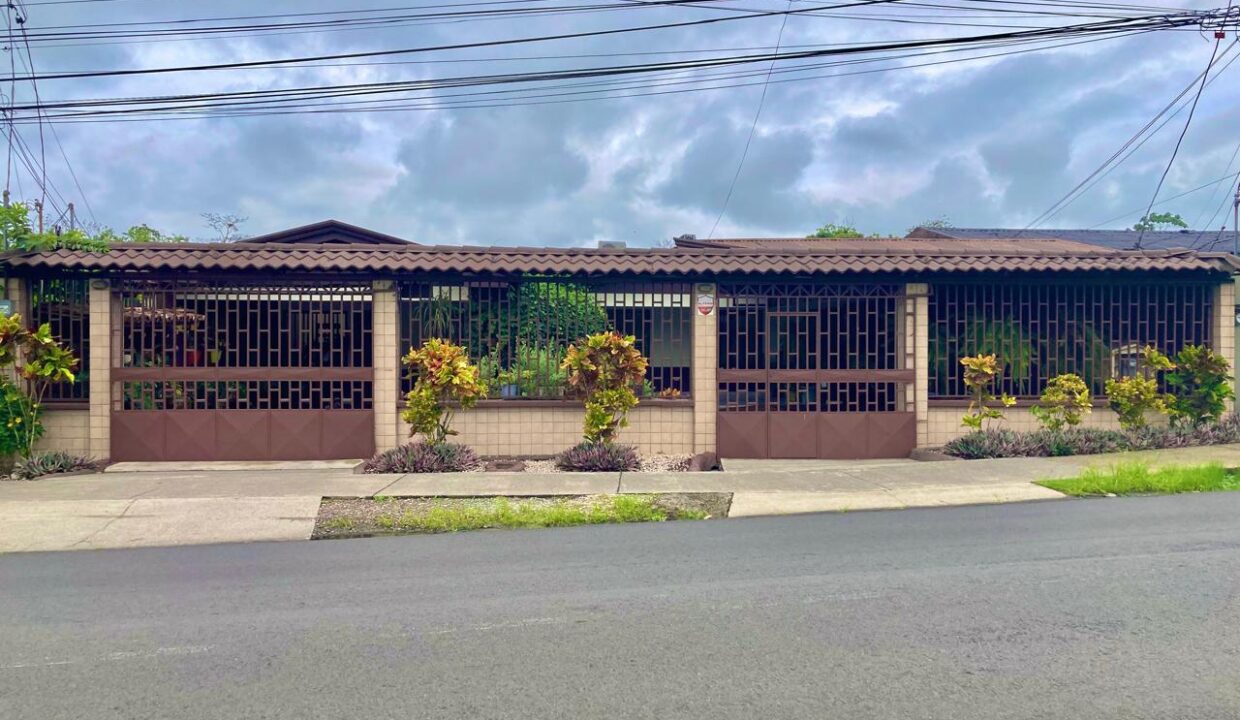 La Fortuna Income Property