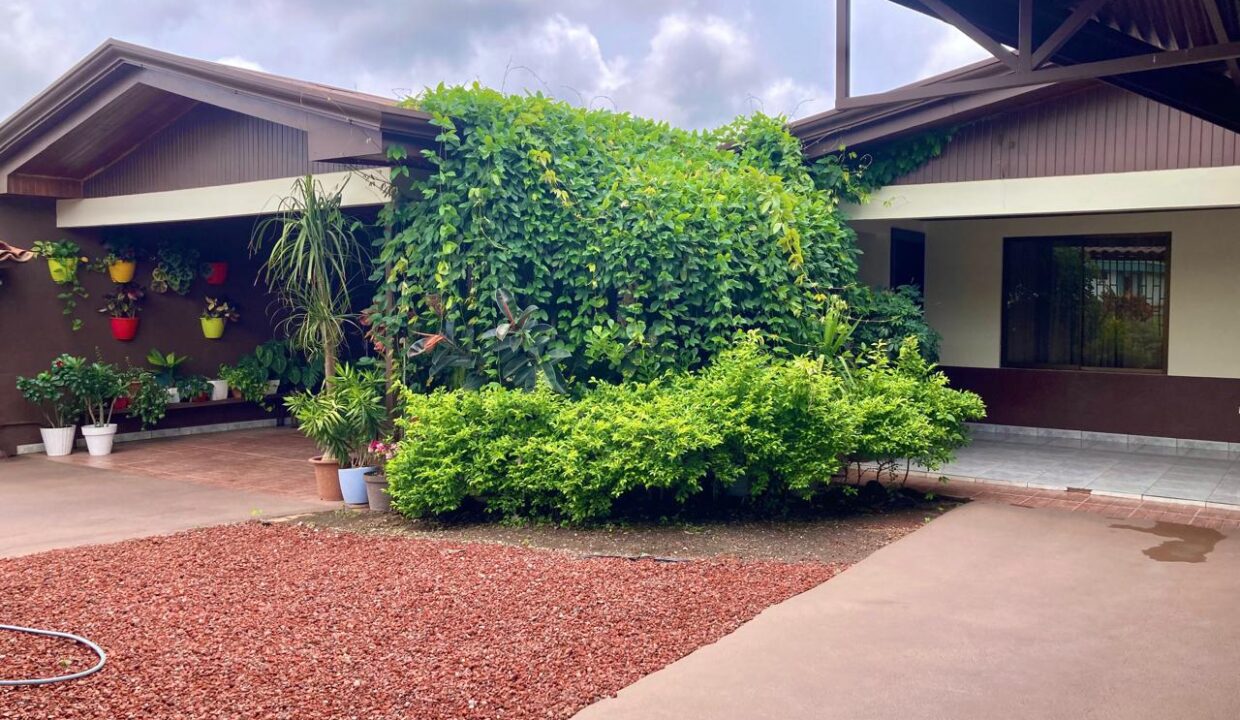 La Fortuna Income Property