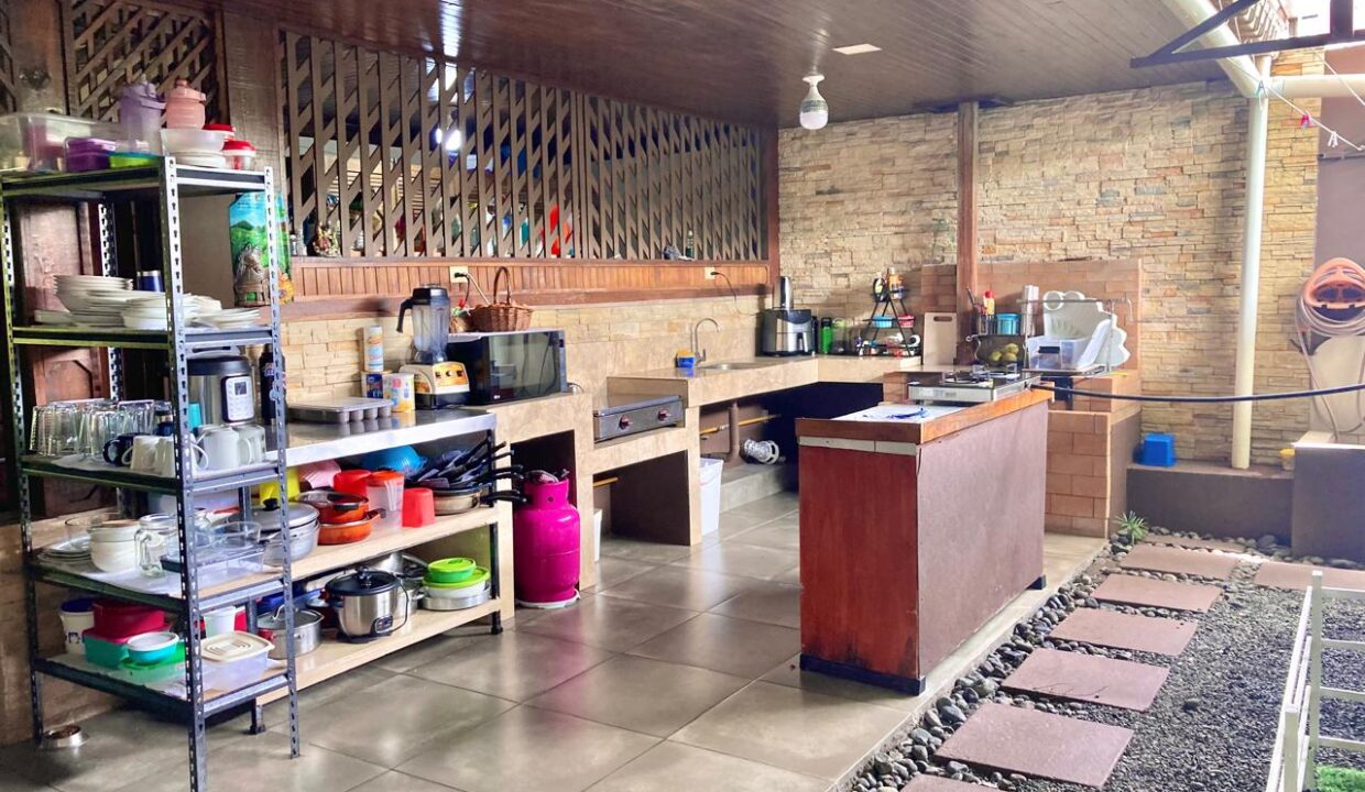 La Fortuna Income Property