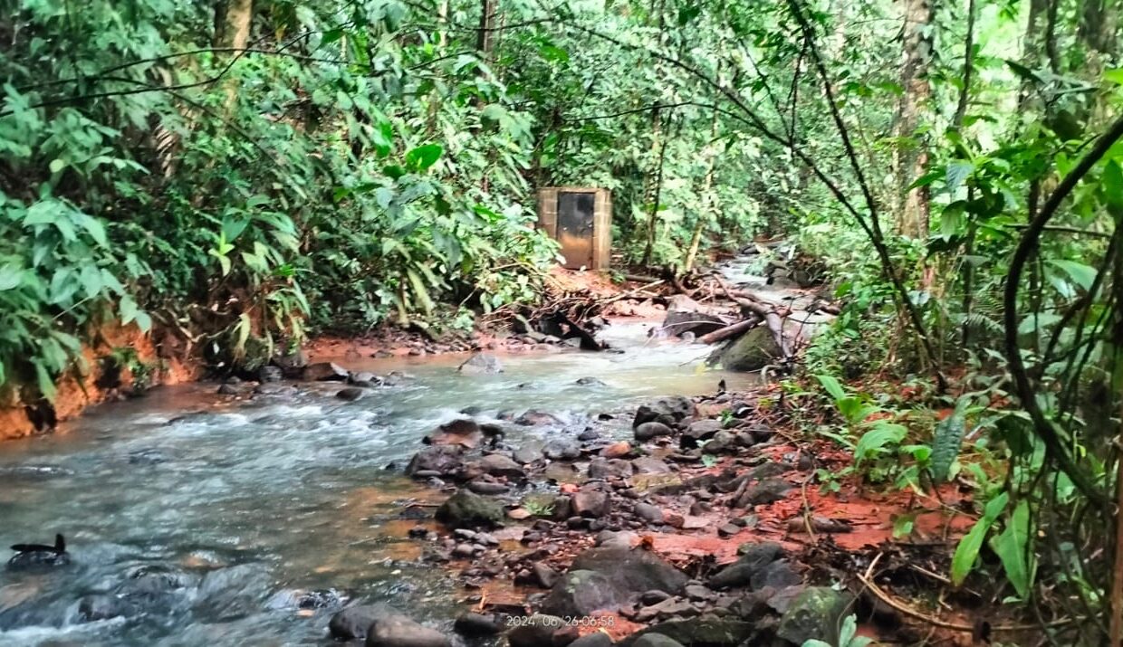 Chachagua River la fortuna costa rica real estate arenal volcano hot springs land with river for sale