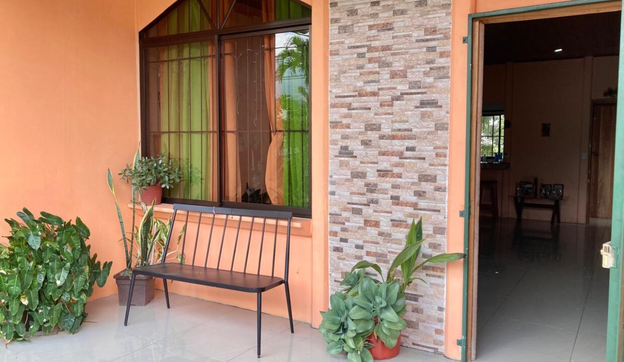 income property airbnb for sale la fortuna costa rica real estate arenal volcano hot springs mountain