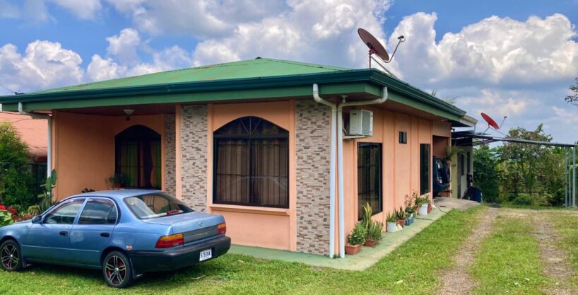 income property airbnb for sale la fortuna costa rica real estate arenal volcano hot springs mountain