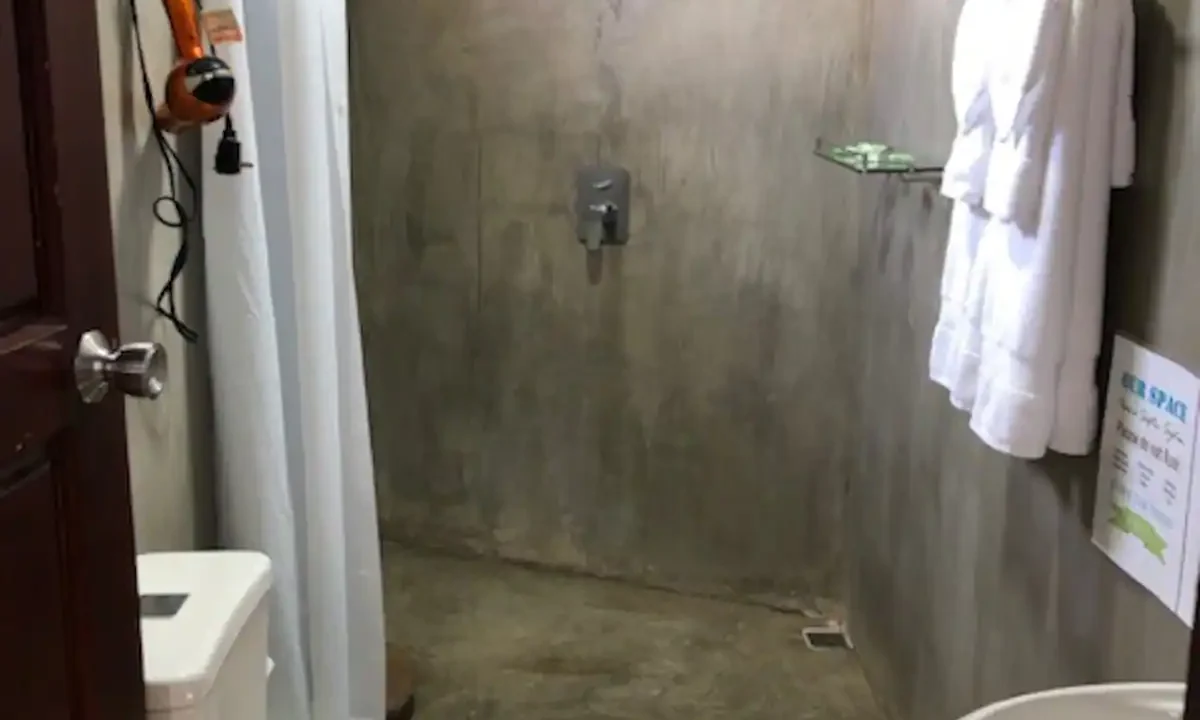 la fortuna costa rica real estate agent arenal volcano hot springs income property airbnb