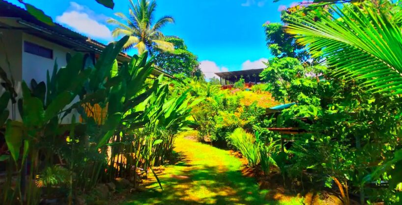 La Fortuna Costa Rica real Estate Property with River hot spring