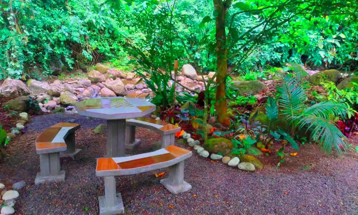 La Fortuna Costa Rica real Estate Property with River hot spring