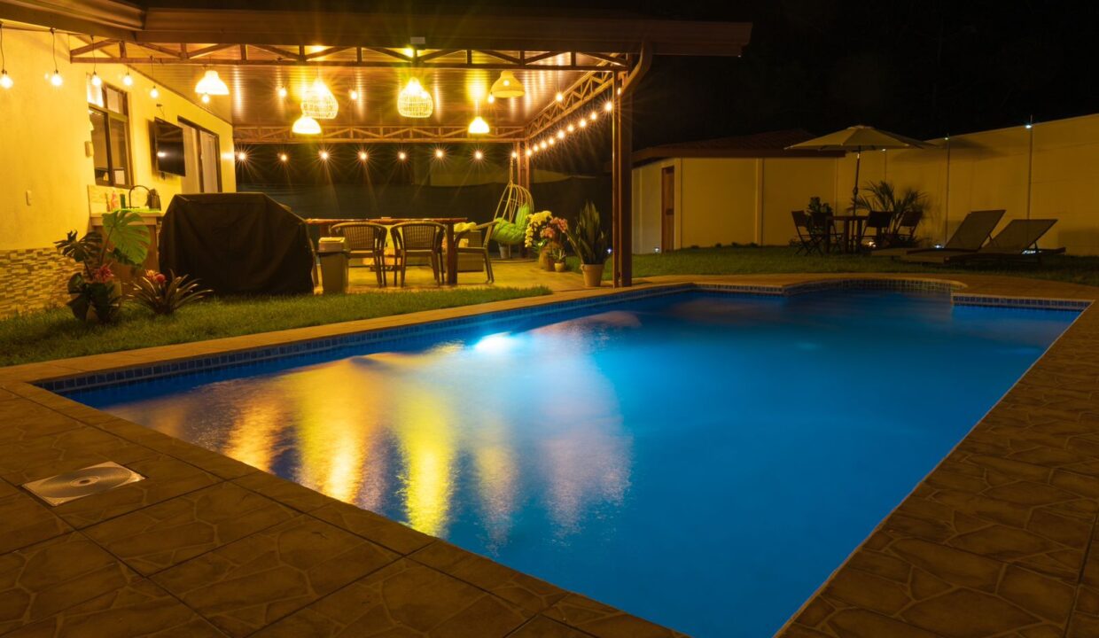 La Fortuna airbnb income property arenal volcano hot springs real estate Costa Rica turn-key