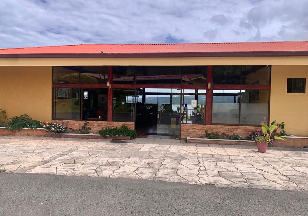 Hotel business for sale lake arenal volcano el castillo Costa Rica Real Estate
