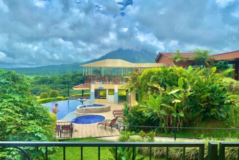 Hotel business for sale lake arenal volcano el castillo Costa Rica Real Estate