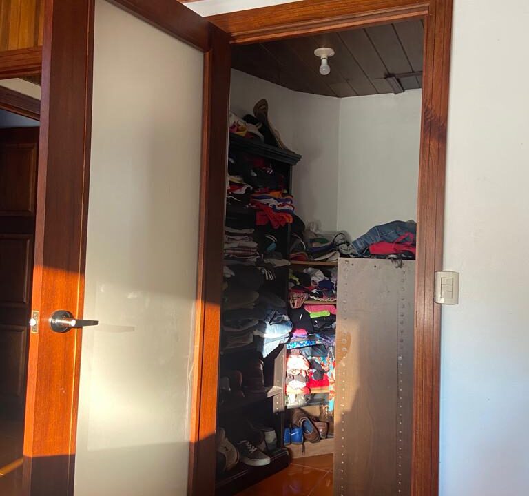 La fortuna real estate costa rica income property arenal volcano airbnb hot springs