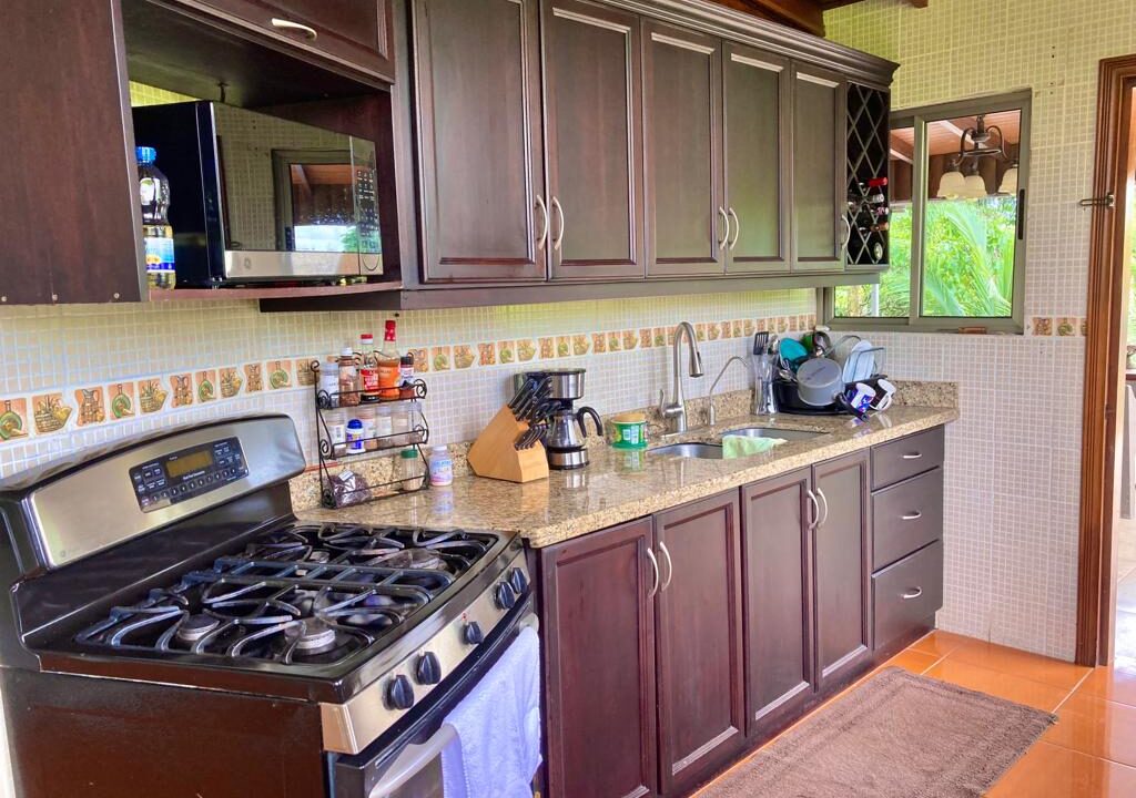 La fortuna real estate costa rica income property arenal volcano airbnb hot springs