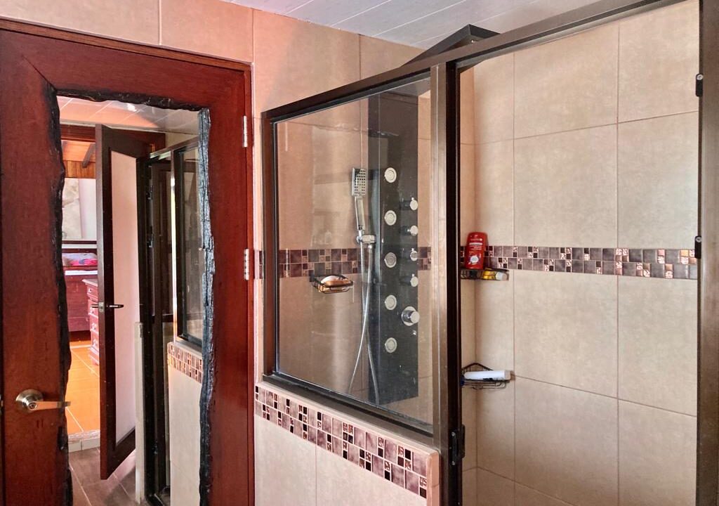 La fortuna real estate costa rica income property arenal volcano airbnb hot springs