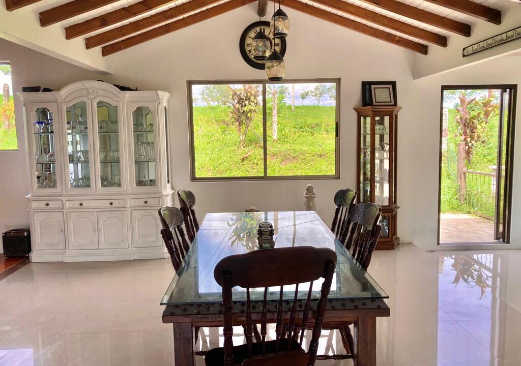 La fortuna real estate costa rica income property arenal volcano airbnb hot springs