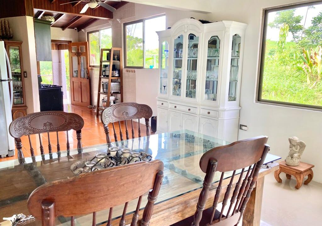 La fortuna real estate costa rica income property arenal volcano airbnb hot springs