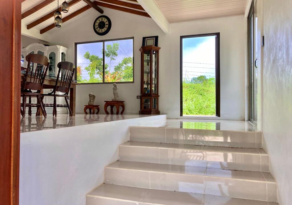 La fortuna real estate costa rica income property arenal volcano airbnb hot springs