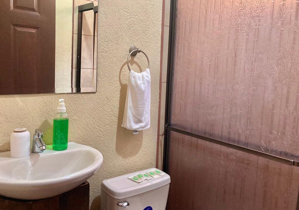 Tropical Glow bathroom in furnished rental home near Arenal Volcano in La Fortuna Costa Rica