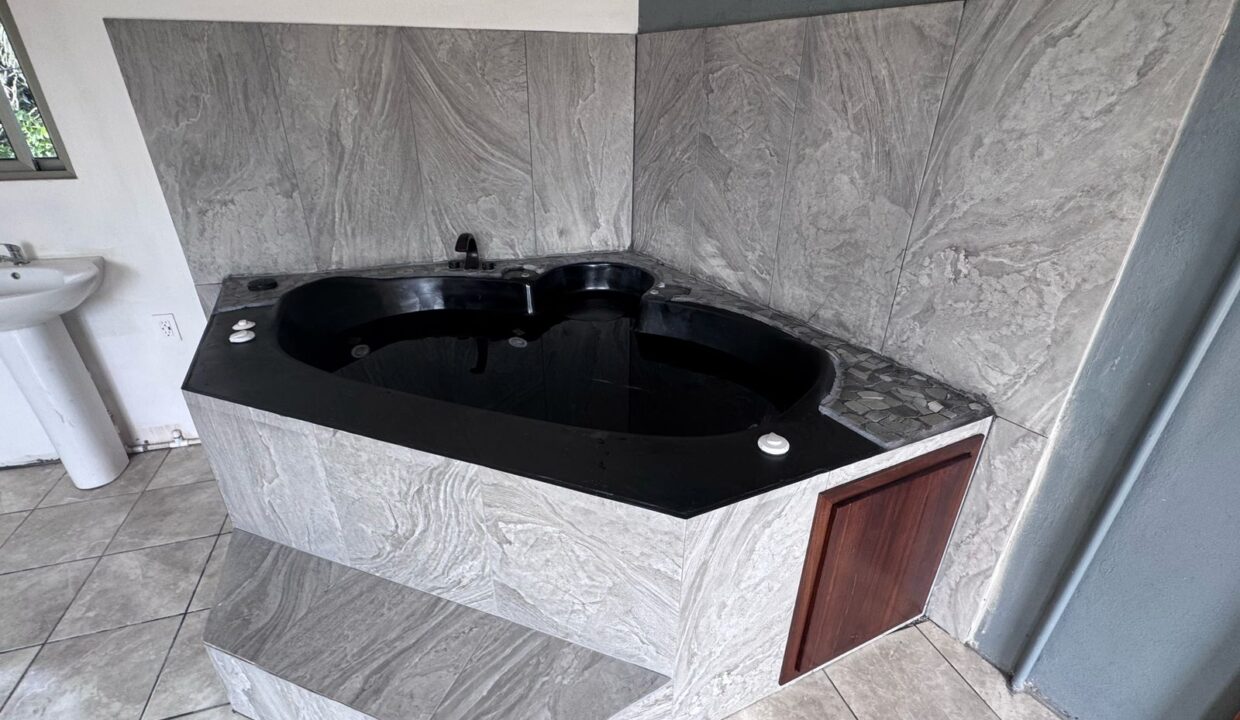 WhatsApp Image 2025-03-21 at 8.32.50 AM