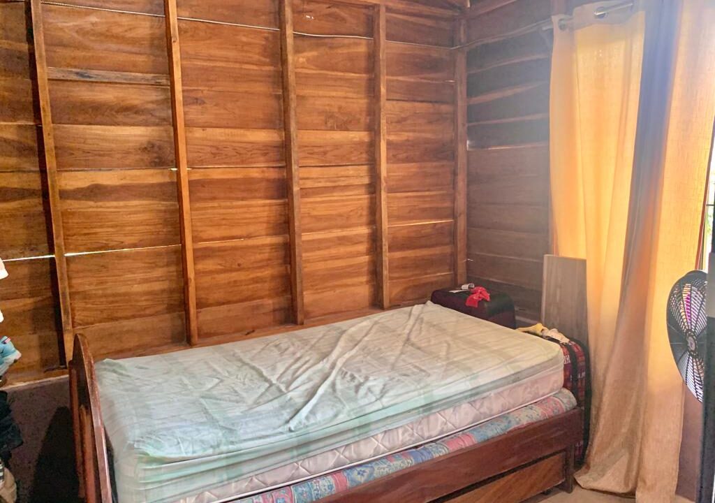 La Fortuna income property real estate arenal volcano hot spring costa rica airbnb