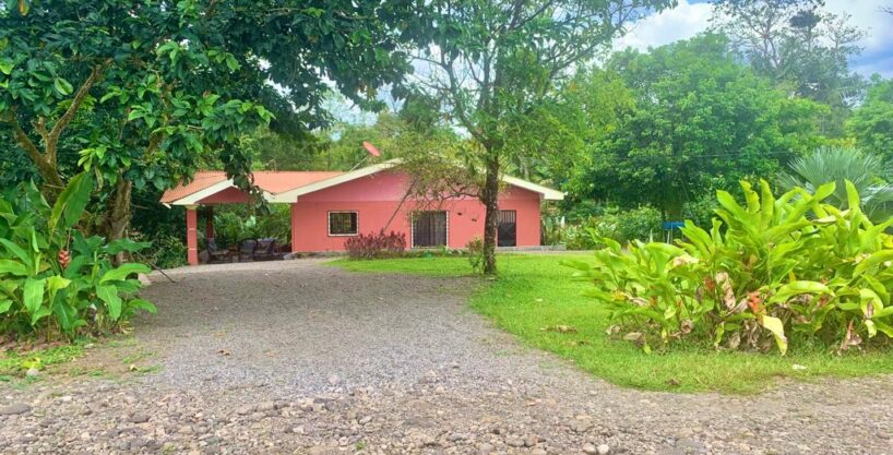 La Fortuna income property real estate arenal volcano hot spring costa rica airbnb