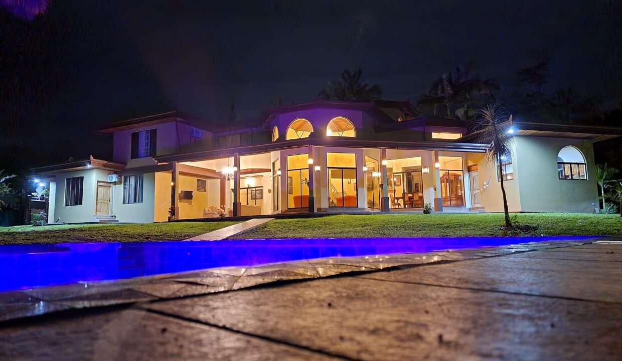 La Fortuna Income Property Mansion Luxury Waterfall Road Costa rica Arenal Volcano Hot Springs