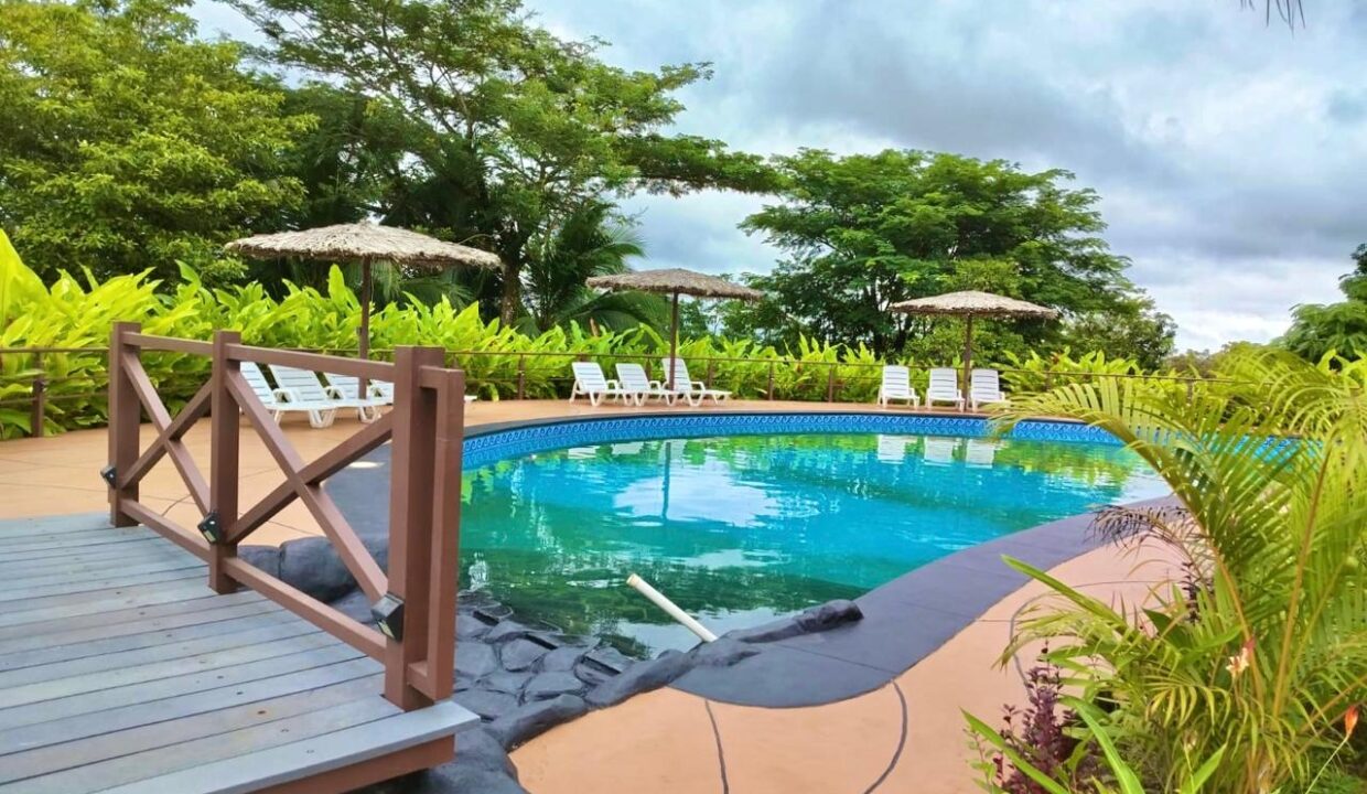 La Fortuna Retreat Income Property mini hotel restaurant real estate arenal Costa Rica