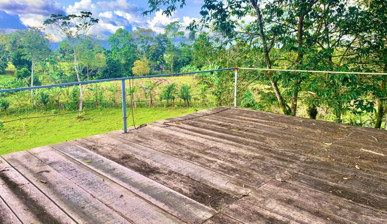 La Fortuna Retreat Income Property mini hotel restaurant real estate arenal Costa Rica