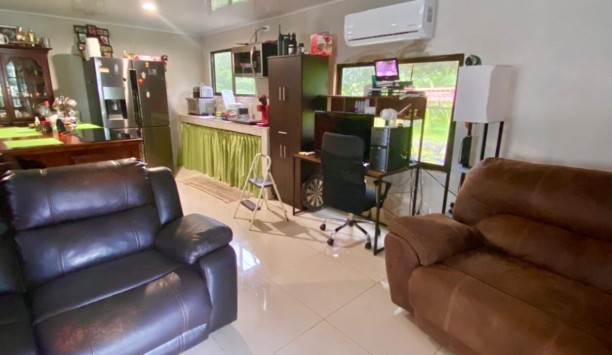 Chachagua Costa Rica duplex home for sale near La Fortuna – comfortable and rental-ready