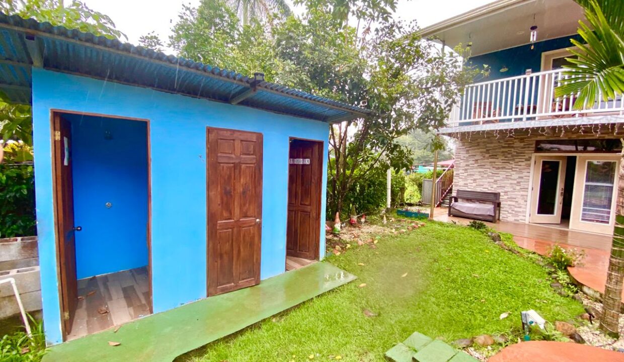 Private bathroom and shower house next to pool, ideal for entertaining or rentals in Costa Rica