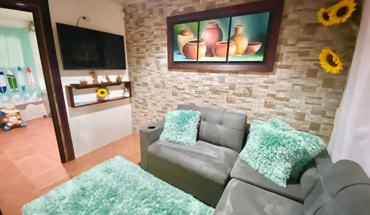 Comfortable family room in Jauuri multi-home investment property