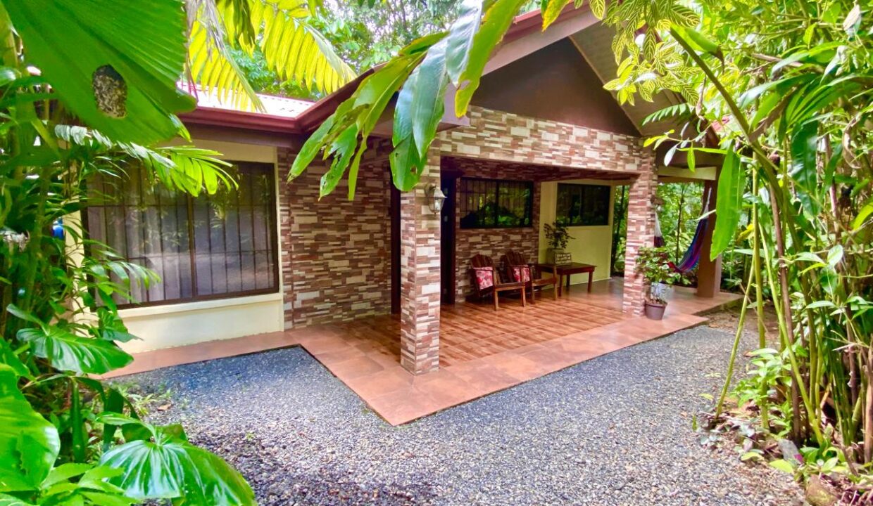 Warm and inviting home with excellent rental potential near Arenal Volcano and Costa Rica’s hot springs.